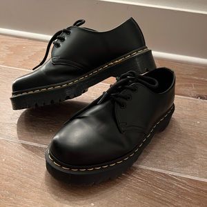 Dr. Martens (Women’s size 8) - great condition